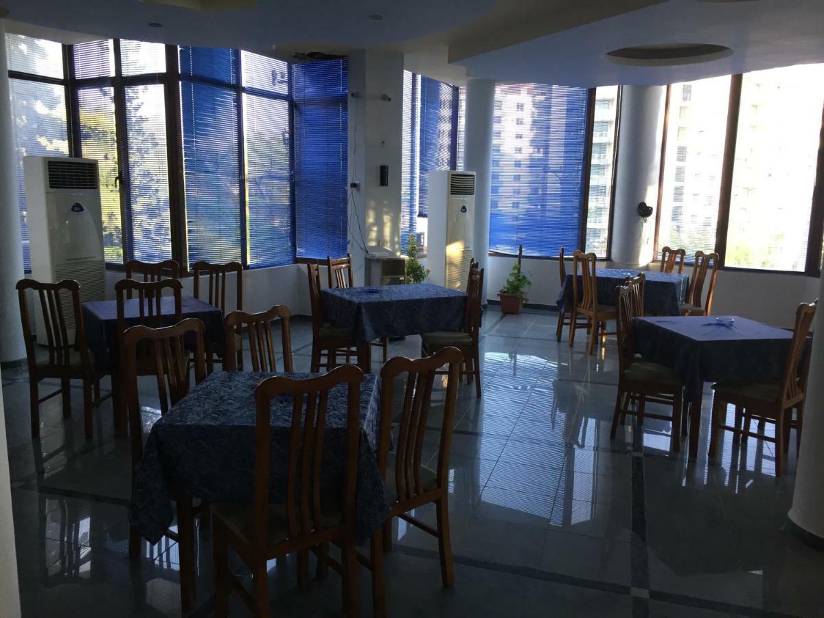 Hotel Moris Дуррес Екстер'єр фото