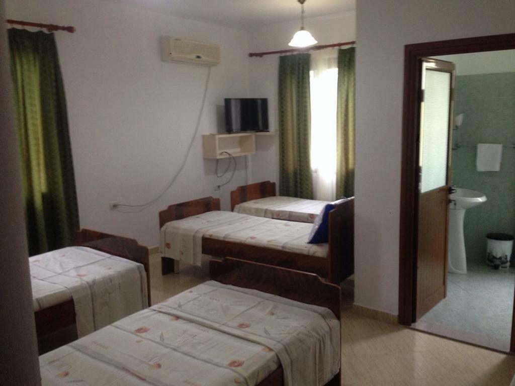 Hotel Moris Дуррес Екстер'єр фото